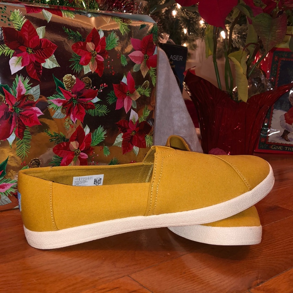 TOMS Avalon Slip-On